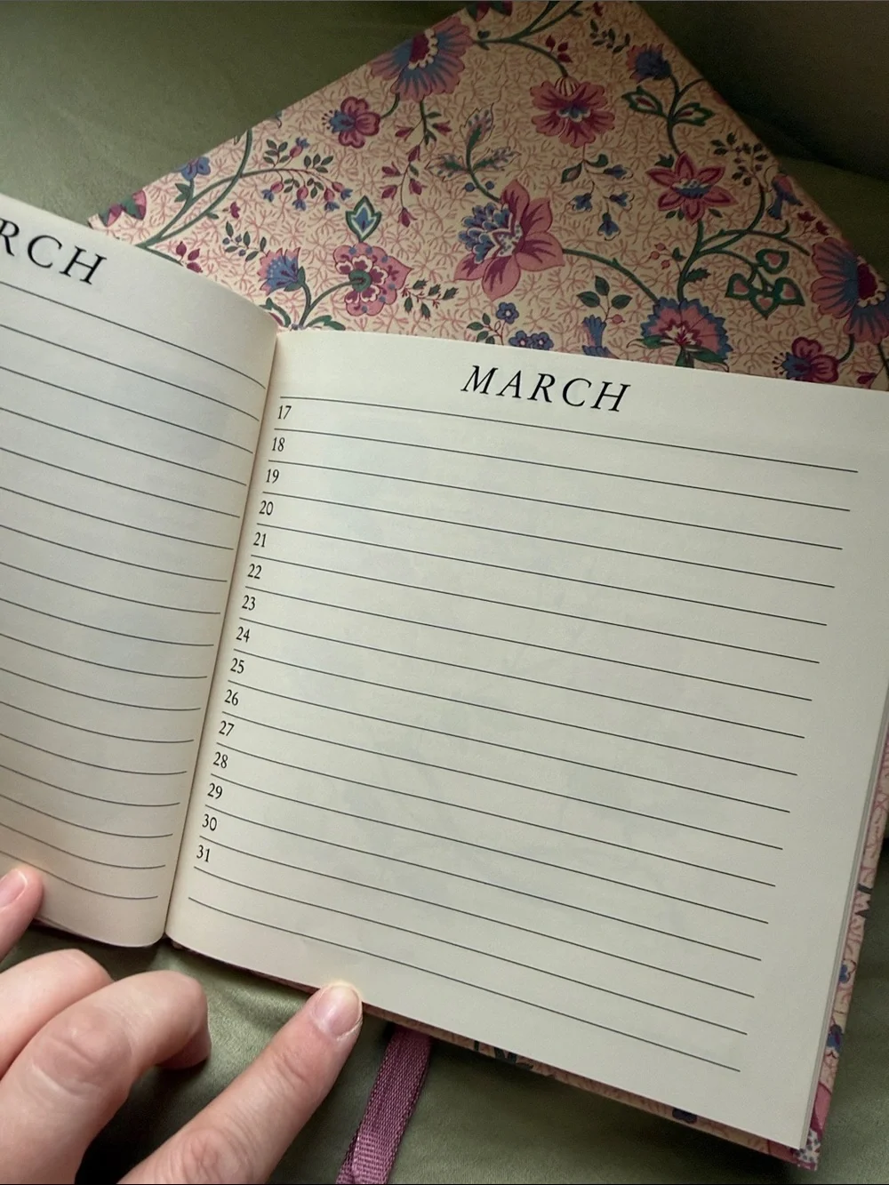 Vintage Floral Hardcover planner & stationary Set in Pink & Lavender
